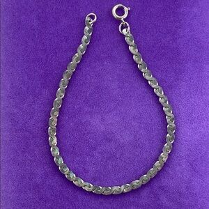 💛 Elegant Silver Chain Bracelet